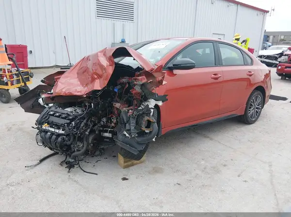 3KPF54AD1PE621530 2023 KIA FORTE - Image 2
