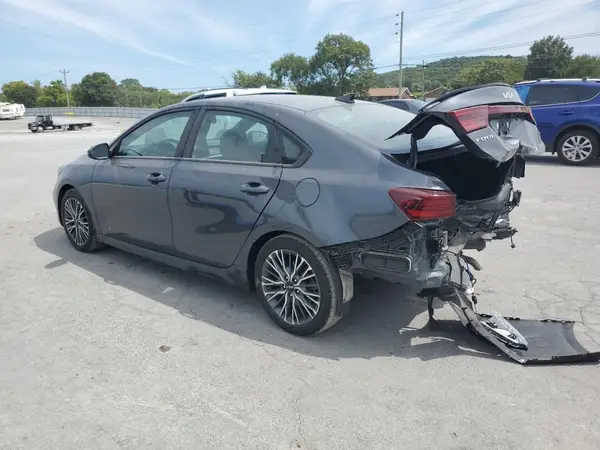 3KPF54AD1PE623603 2023 KIA FORTE - Image 2
