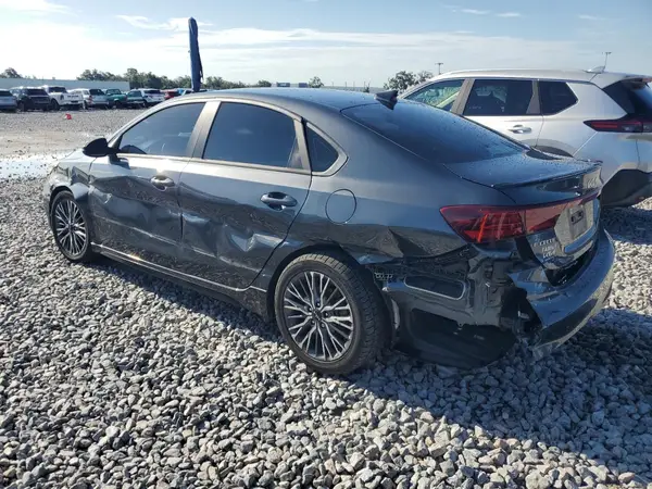 3KPF54AD1PE638781 2023 KIA FORTE - Image 2