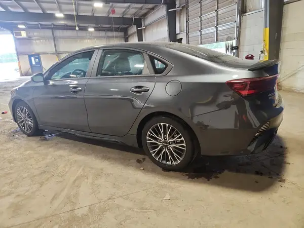 3KPF54AD1PE641437 2023 KIA FORTE - Image 2