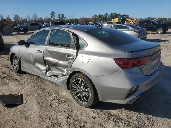 3KPF54AD1PE645892 2023 KIA FORTE - Image 2