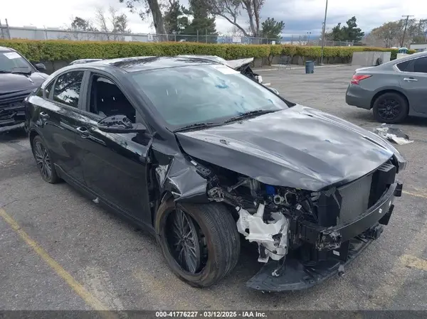 3KPF54AD1PE652633 2023 KIA FORTE - Image 1