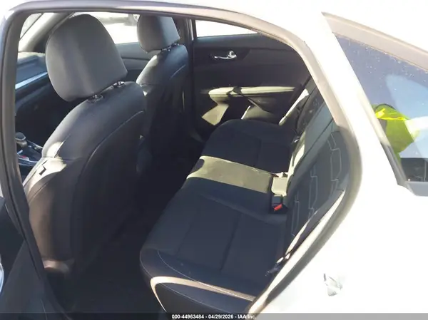 3KPF54AD1PE658299 2023 KIA FORTE - Image 8