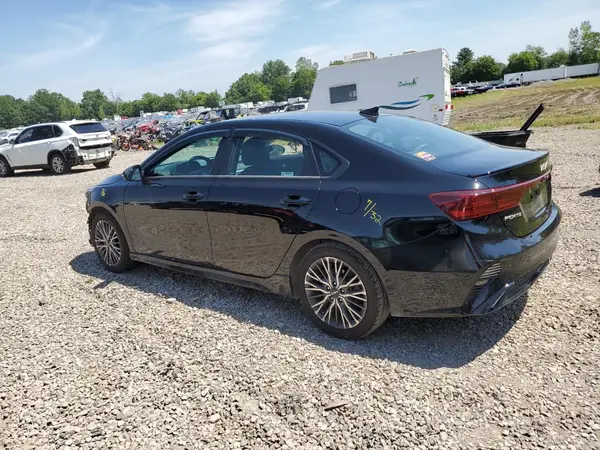 3KPF54AD1PE660540 2023 KIA FORTE - Image 2