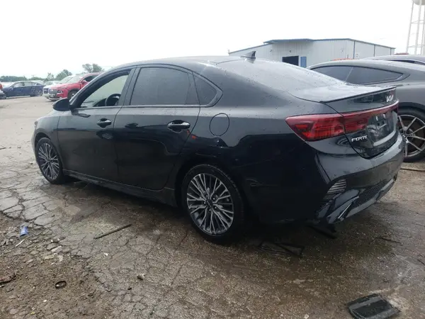 3KPF54AD1PE662563 2023 KIA FORTE - Image 2