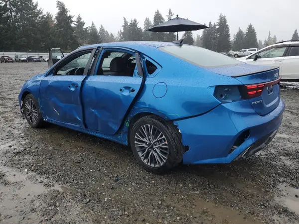 3KPF54AD1PE662983 2023 KIA FORTE - Image 2