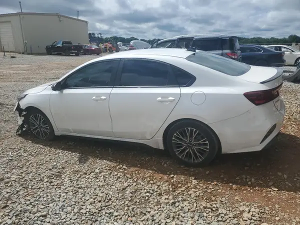 3KPF54AD1PE667729 2023 KIA FORTE - Image 2