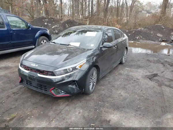 3KPF54AD1PE672011 2023 KIA FORTE - Image 2
