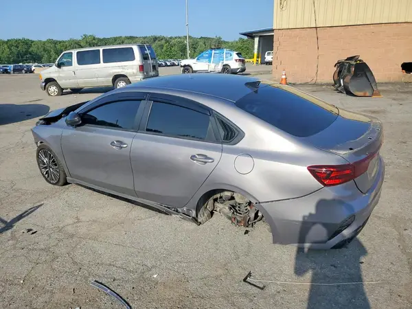 3KPF54AD1PE673174 2023 KIA FORTE - Image 2