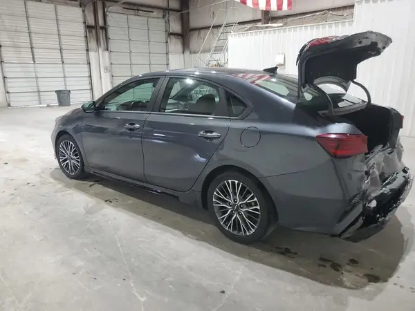 3KPF54AD1PE674387 2023 KIA FORTE - Image 2