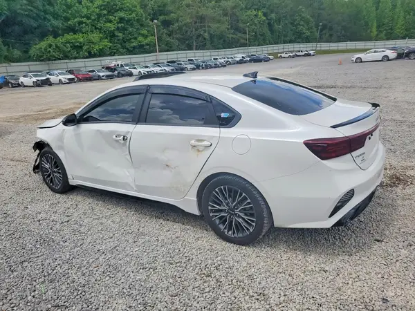 3KPF54AD1PE682585 2023 KIA FORTE - Image 2