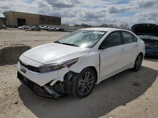 3KPF54AD1PE686927 2023 KIA FORTE - Image 1