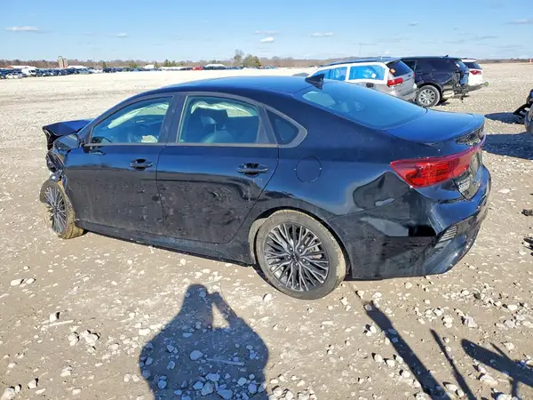 3KPF54AD1RE715703 2024 KIA FORTE - Image 2