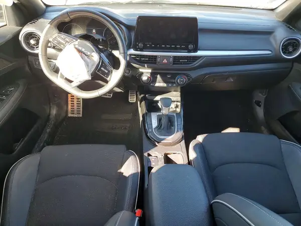 3KPF54AD1RE715703 2024 KIA FORTE - Image 8