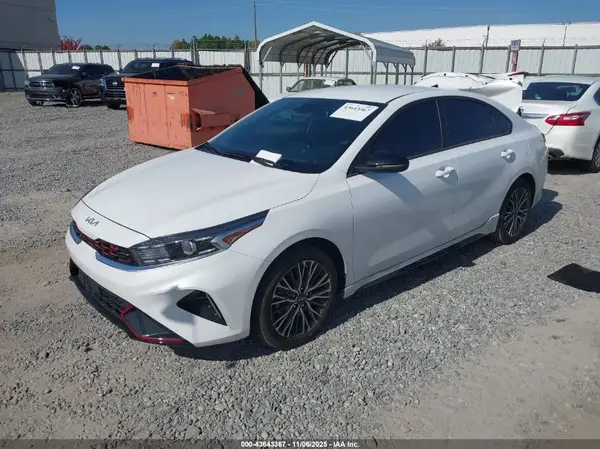 3KPF54AD1RE724949 2024 KIA FORTE - Image 2