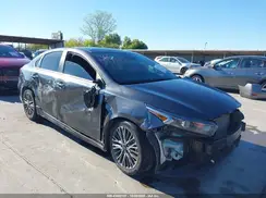 3KPF54AD1RE725714 2024 KIA FORTE