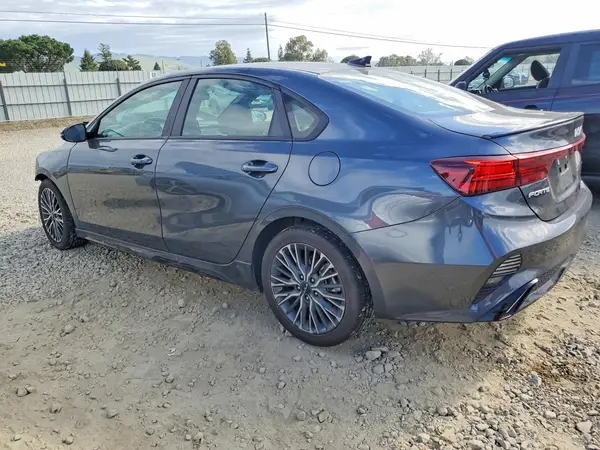3KPF54AD1RE729164 2024 KIA FORTE - Image 2