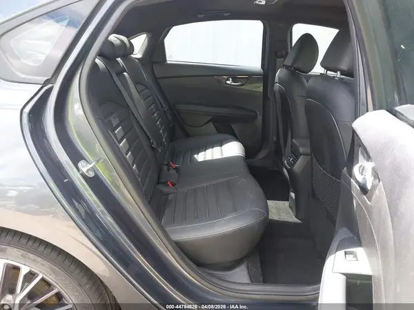 3KPF54AD1RE731934 2024 KIA FORTE - Image 8