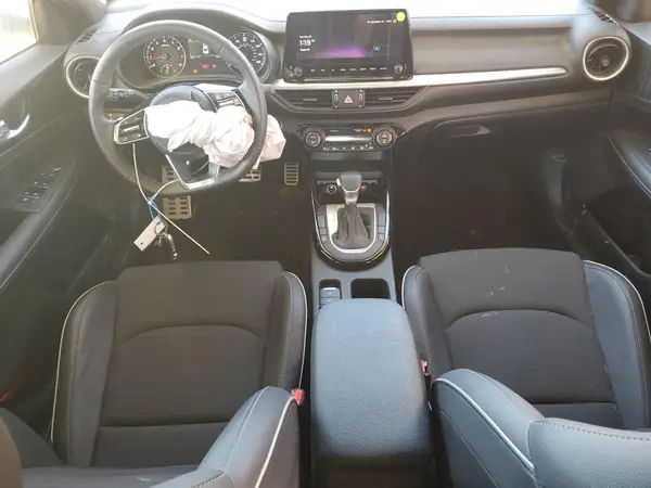 3KPF54AD1RE732713 2024 KIA FORTE - Image 8