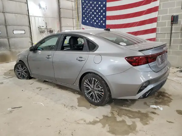 3KPF54AD1RE735353 2024 KIA FORTE - Image 2