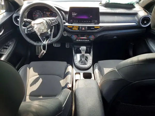3KPF54AD1RE742139 2024 KIA FORTE - Image 8