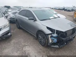 3KPF54AD1RE745428 2024 KIA FORTE