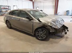 3KPF54AD1RE745526 2024 KIA FORTE