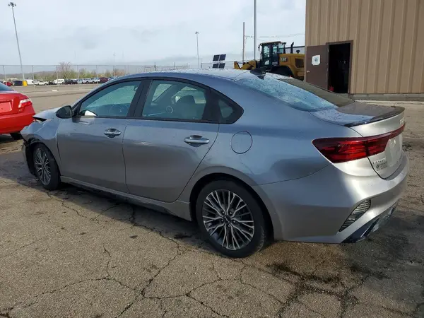 3KPF54AD1RE754159 2024 KIA FORTE - Image 2