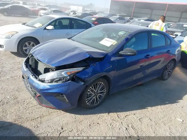 3KPF54AD1RE755375 2024 KIA FORTE - Image 2