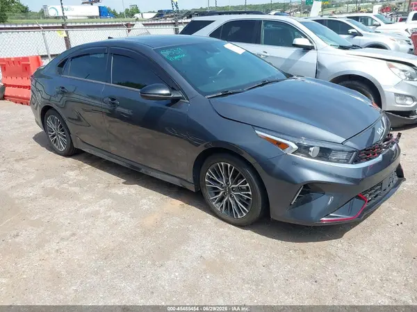 3KPF54AD1RE756669 2024 KIA FORTE - Image 1