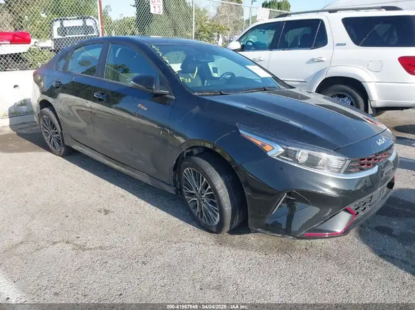 3KPF54AD1RE765078 2024 KIA FORTE - Image 1