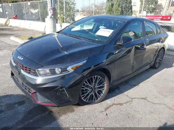 3KPF54AD1RE765078 2024 KIA FORTE - Image 2