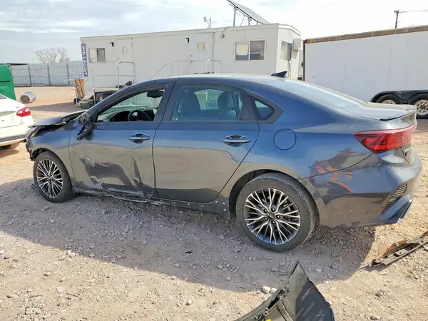 3KPF54AD1RE765615 2024 KIA FORTE - Image 2