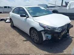 3KPF54AD1RE767848 2024 KIA FORTE