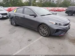 3KPF54AD1RE768689 2024 KIA FORTE
