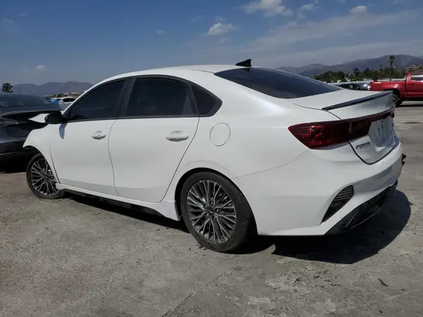 3KPF54AD1RE769941 2024 KIA FORTE - Image 2