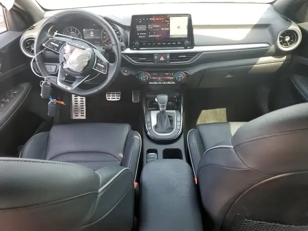 3KPF54AD1RE773861 2024 KIA FORTE - Image 8
