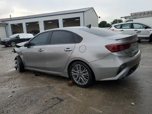 3KPF54AD1RE792037 2024 KIA FORTE - Image 2