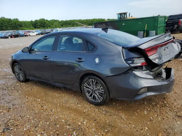 3KPF54AD1RE800475 2024 KIA FORTE - Image 2