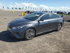 3KPF54AD1RE802257 2024 KIA FORTE