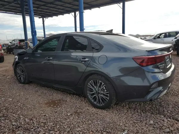 3KPF54AD1RE802467 2024 KIA FORTE - Image 2