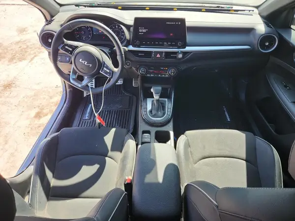 3KPF54AD1RE803957 2024 KIA FORTE - Image 8