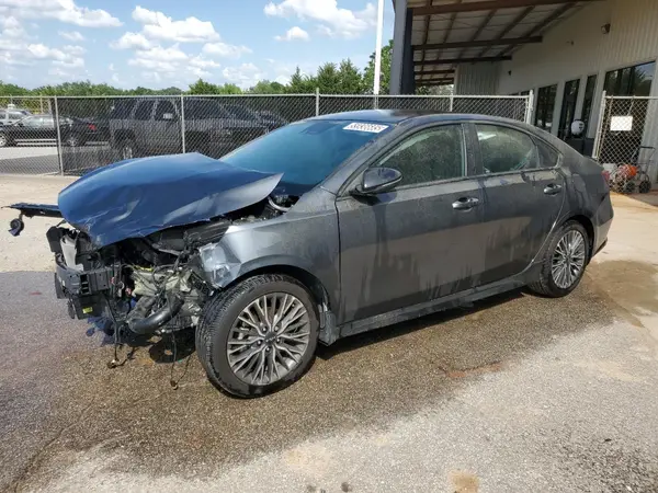 3KPF54AD1RE804753 2024 KIA FORTE - Image 1