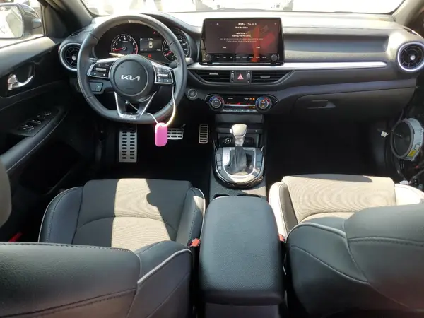3KPF54AD1RE810634 2024 KIA FORTE - Image 8