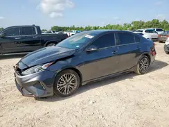 3KPF54AD1RE820726 2024 KIA FORTE