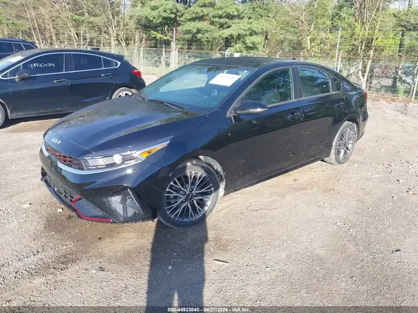 3KPF54AD1RE821312 2024 KIA FORTE - Image 2