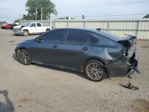 3KPF54AD1RE824775 2024 KIA FORTE - Image 2