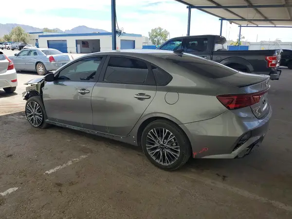 3KPF54AD1RE826283 2024 KIA FORTE - Image 2