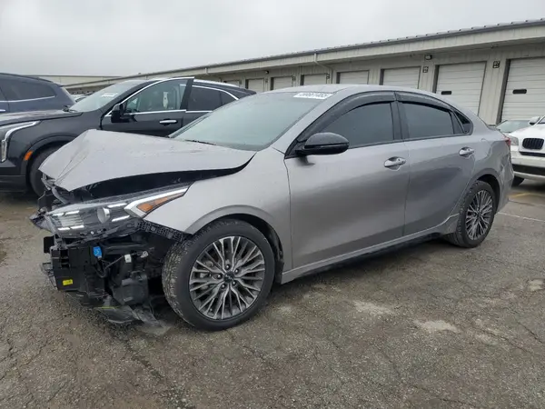 3KPF54AD1RE831564 2024 KIA FORTE - Image 1