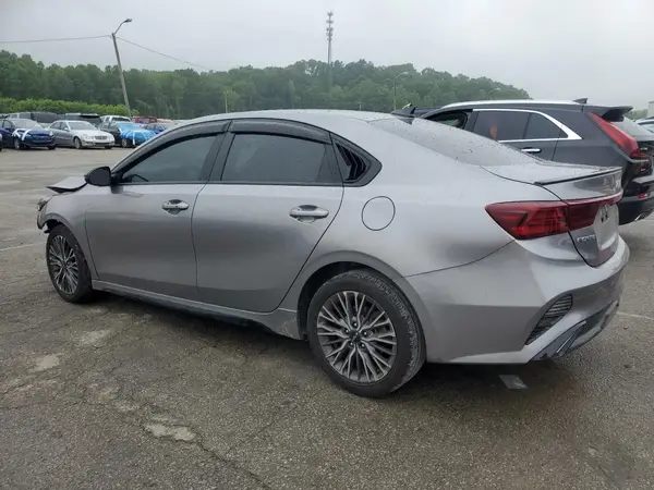 3KPF54AD1RE831564 2024 KIA FORTE - Image 2